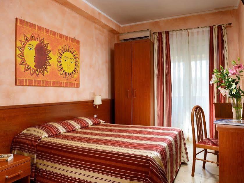 Albadomus Affittacamere O Guesthouse Roma Exterior foto